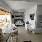 Frontal Ocean View Torres Del Sol דירה